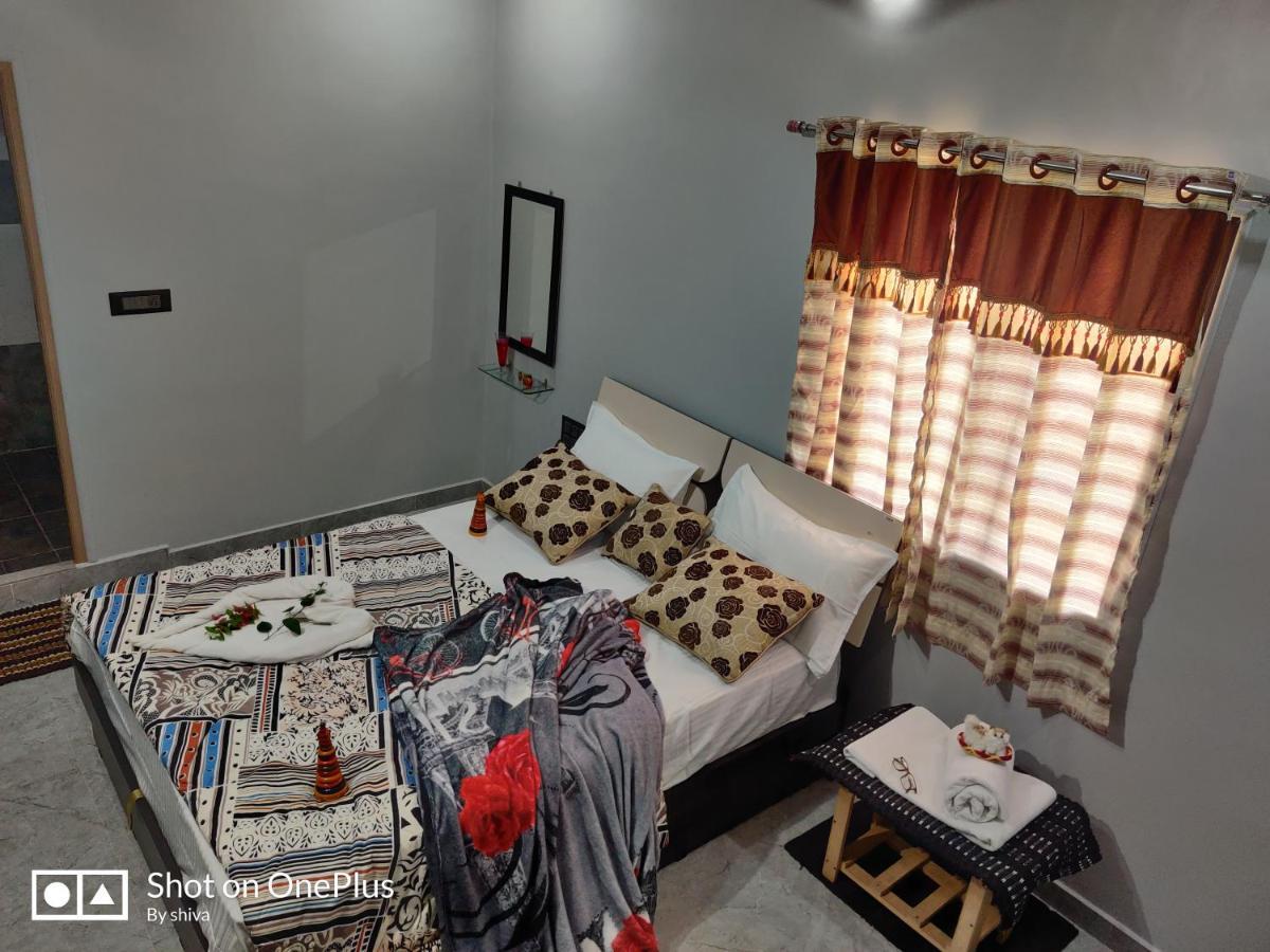 Lee Homestay Hampi Eksteriør bilde