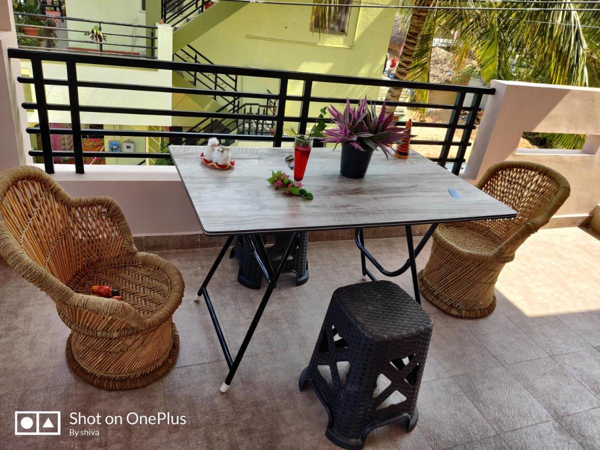 Lee Homestay Hampi Eksteriør bilde