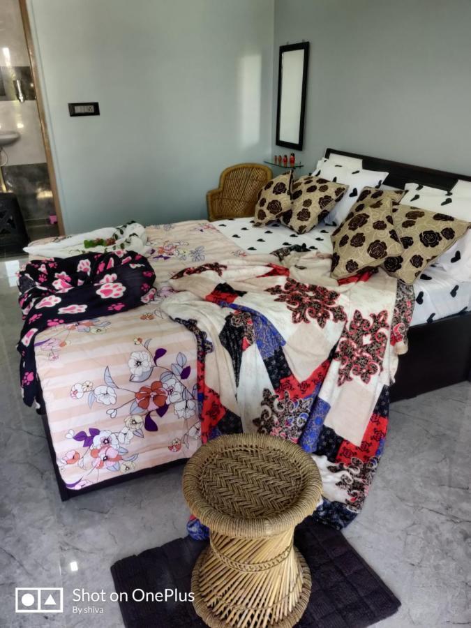 Lee Homestay Hampi Eksteriør bilde